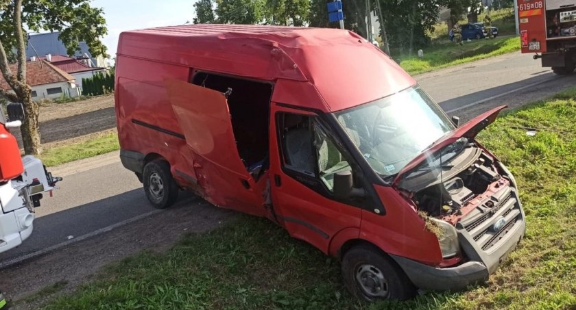 Zlekceważył znak, doprowadził do zderzenia [zdjęcia]