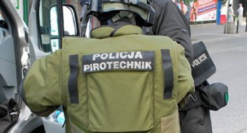 Ewakuowali urzędników, budynek sprawdził pirotechnik