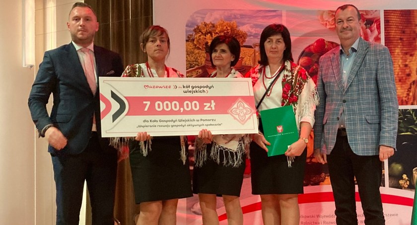 Pieniądze dla kół gospodyń wiejskich z powiatu ciechanowskiego