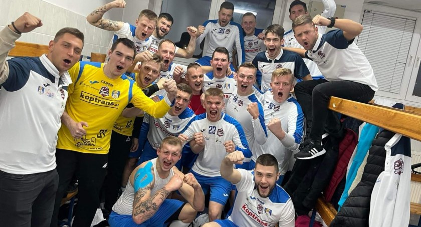 Jurand rozpoczął sezon od zwycięstwa