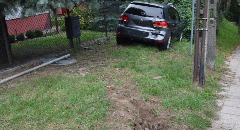 Młody kierowca ranny w wypadku