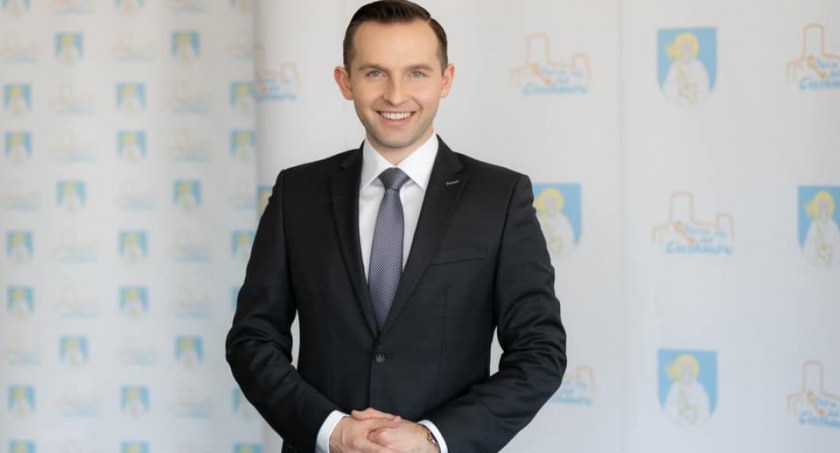 Prezydent Ciechanowa dziewiąty w kraju