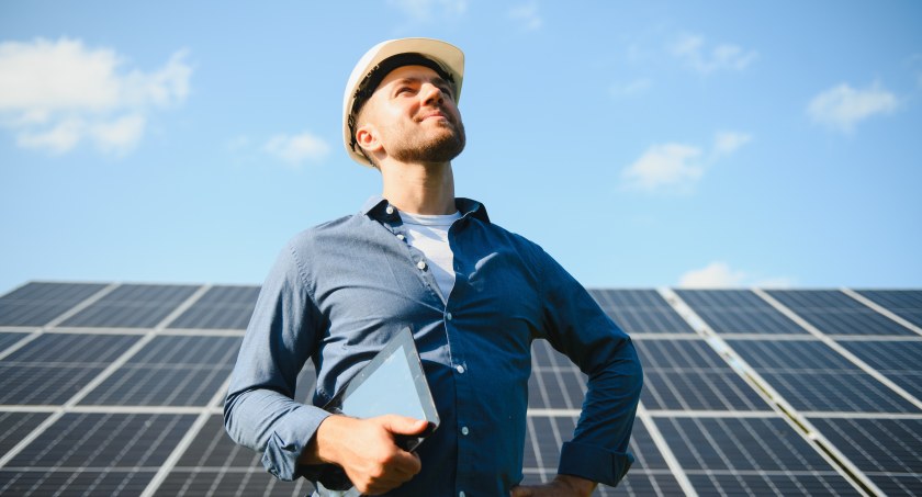 Jak zaoszczędzić na energii w firmie?