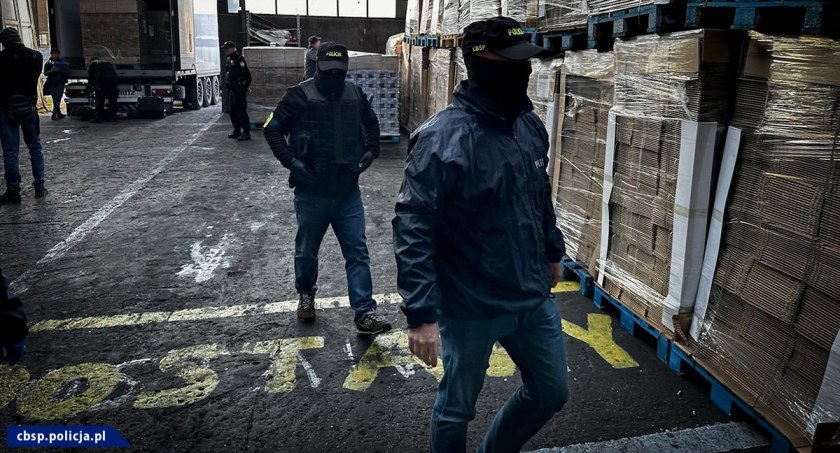 Rozbili gang i przejęli towar wart 16 mln zł. Akcja CBŚP w naszym regionie [wideo/zdjęcia]