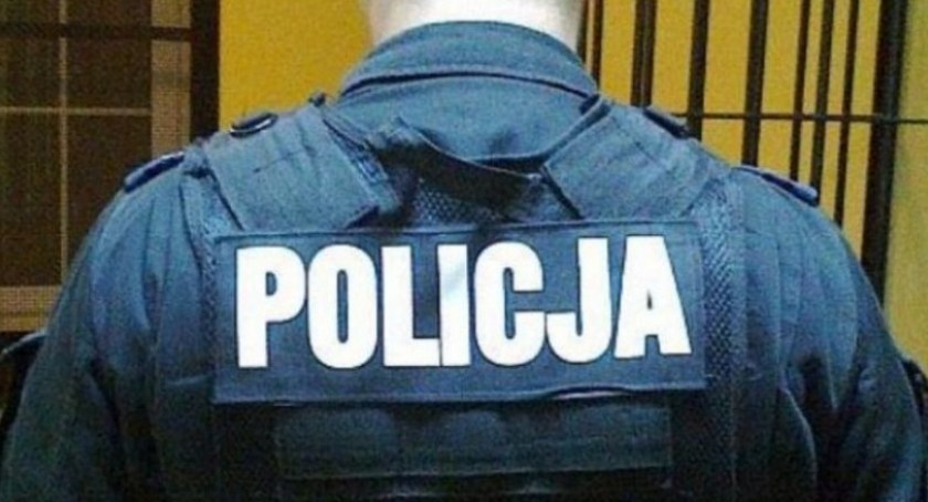 Poprosiły o szklankę wody. Okradły mieszkankę naszego powiatu w jej własnym domu
