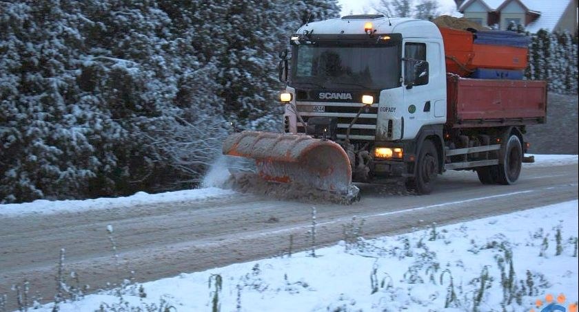 Kto odpowiada za zimowe utrzymanie dróg w Ciechanowie?