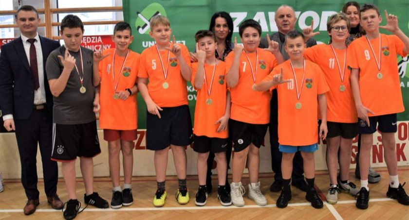 Sońsk: Międzyszkolne Zawody Unihokeja [zdjęcia]