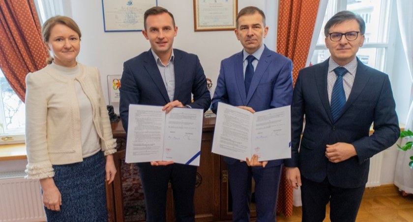 Miasto zaprasza na szczepienia przeciw HPV