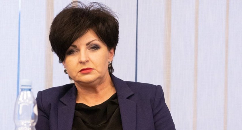 Sensacyjny przebieg sesji: starosta odwołana ze stanowiska! Andrzej Kaluszkiewicz nowym starostą. Znamy cały skład Zarządu [zdjęcia]