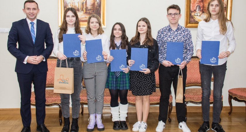 Miasto przyznało stypendia młodym artystom