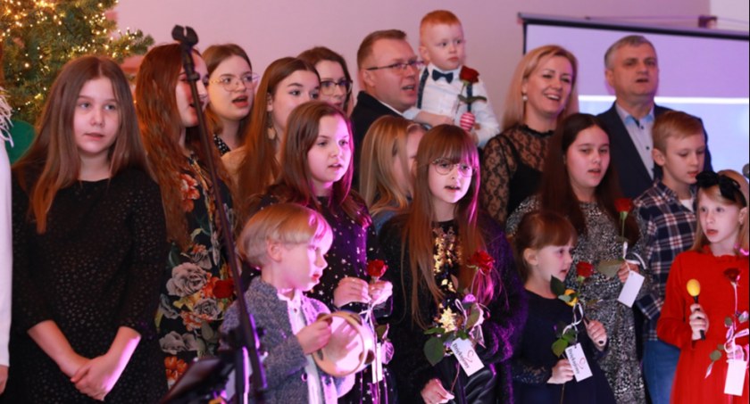 W Ciechanowie odbył się koncert kolęd i pastorałek [zdjęcia/wideo]
