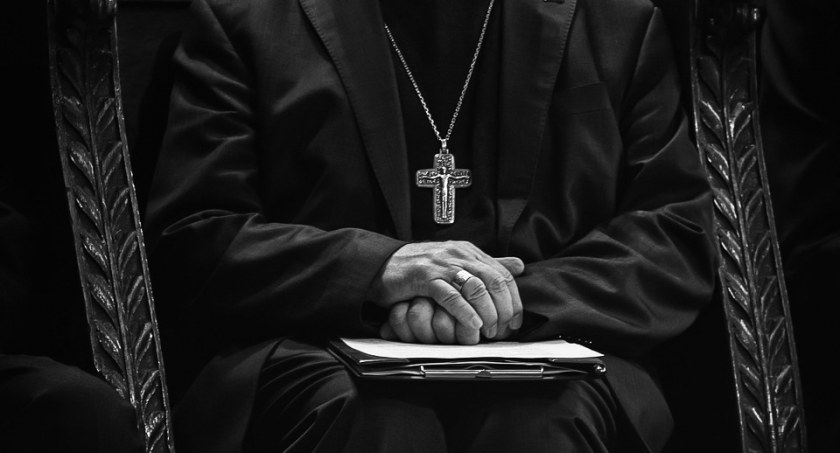 Ksiądz usłyszał prokuratorski zarzut