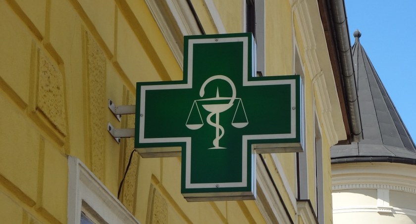 Cząstki stali w popularnym leku. Był sprzedawany w Ciechanowie