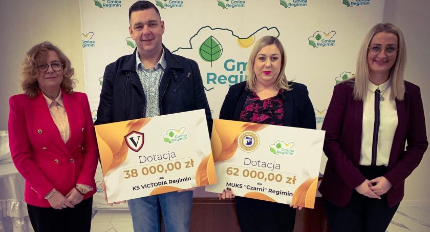 Kluby sportowe z gminy Regimin otrzymały dotacje [zdjęcia]