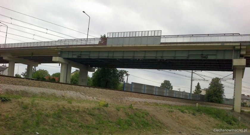 Ustalenia śledczych w sprawie tragicznego zdarzenia na torach w Ciechanowie