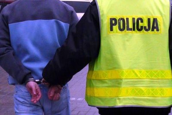 Dwóch nastolatków zatrzymanych z narkotykami