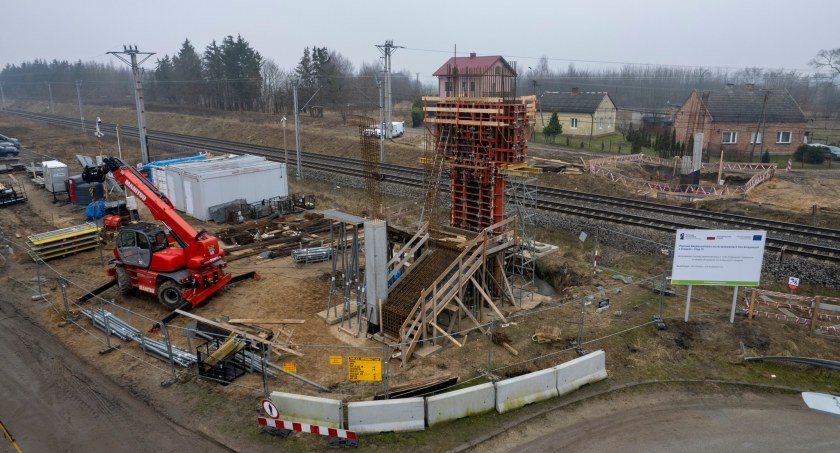 W Ciechanowie trwa budowa wiaduktu [zdjęcia]