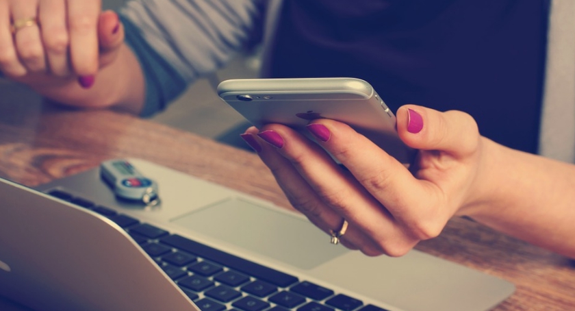 Koszty wdrożenia systemu CRM - jak to wygląda w praktyce? 