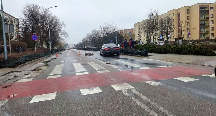 Policja o wypadku w centrum Ciechanowa