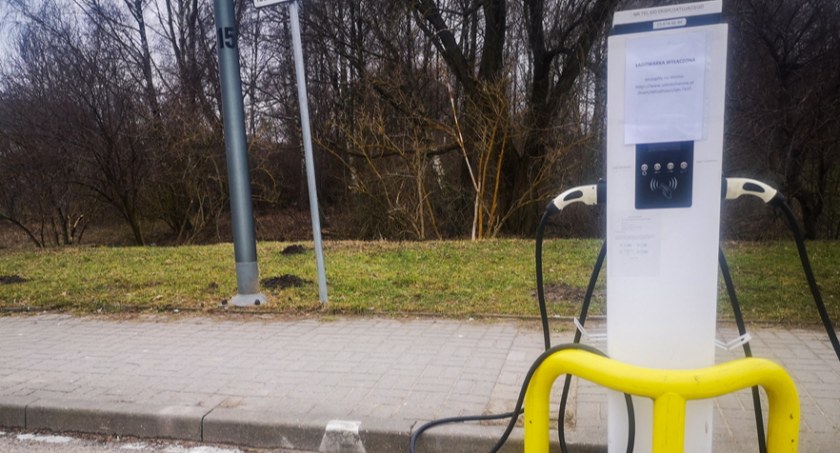 Przeciąga się ponowne uruchomienie ładowarki w Ciechanowie