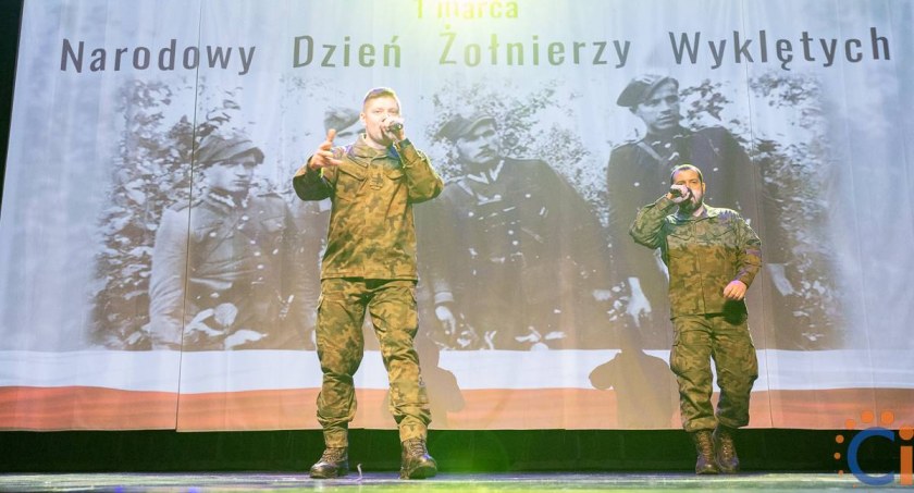 W Ciechanowie odbył się koncert patriotyczny [zdjęcia]