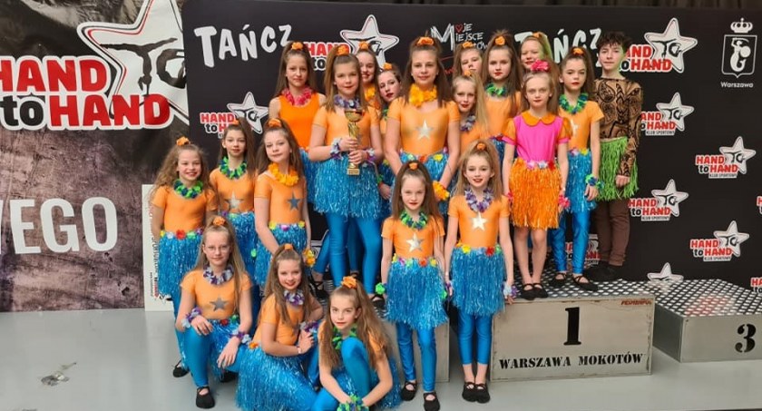 Ciechanowscy tancerze wrócili z pucharami [zdjęcia]