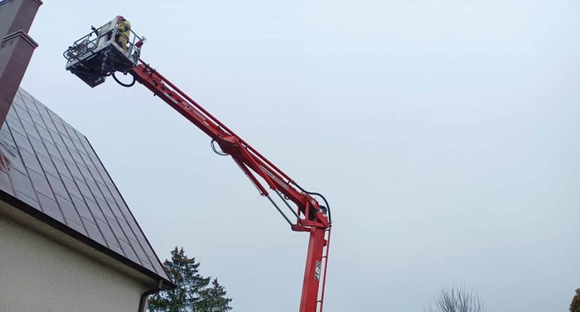 Niecodzienna akcja strażaków koło Ciechanowa