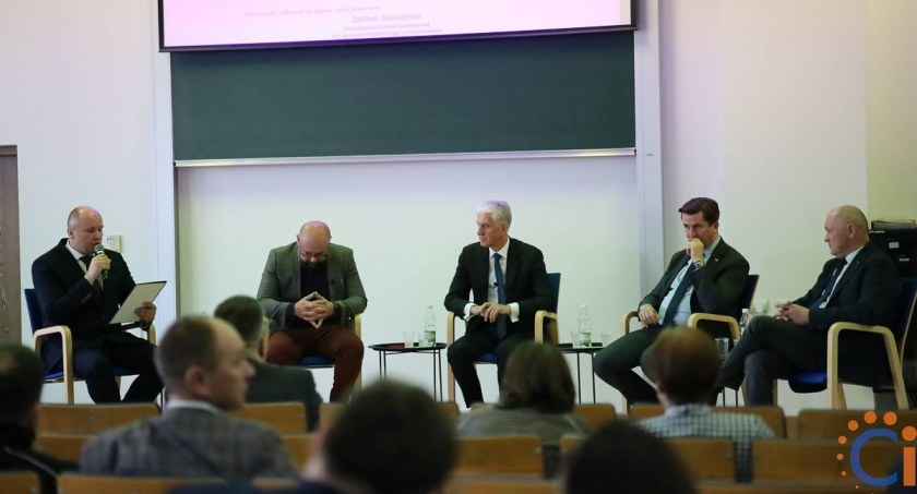 Przyszłość polskiego rolnictwa. W PUZ odbyła się konferencja [zdjęcia]
