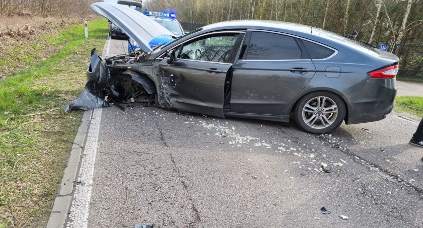 Z ostatniej chwili: Zablokowana droga wojewódzka. Doszło do wypadku