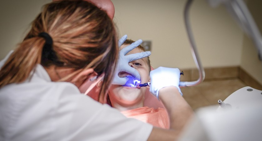 Czy mieszkańcy Ciechanowa doczekają się nocnej pomocy stomatologicznej?