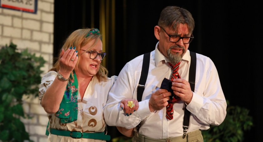 Publiczność zachwycona spektaklem teatru z Glinojecka. Będzie trzeci termin [wideo/zdjęcia]