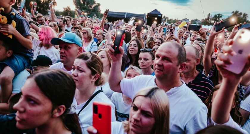 Dni Ciechanowa ciąg dalszy: tłumy na sobotnich koncertach [zdjęcia/wideo]