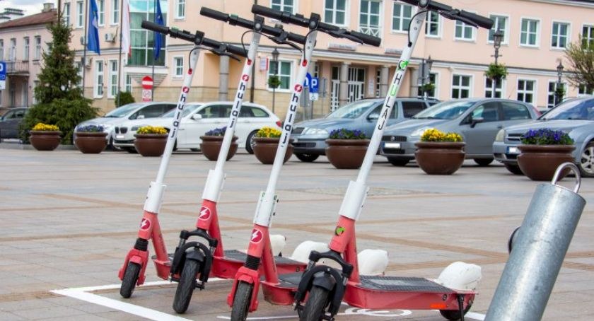 Ciechanowski radny pyta o elektryczne hulajnogi