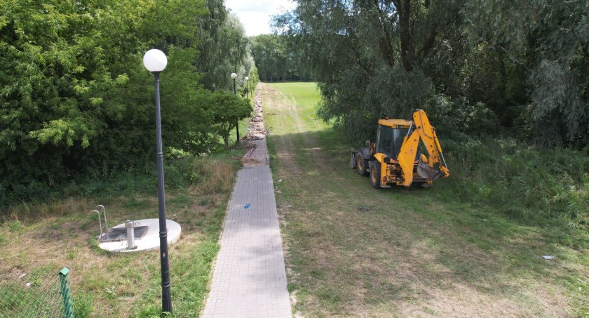 Teraz tędy nie przejdziecie. W Ciechanowie ruszyła kolejna inwestycja [zdjęcia]