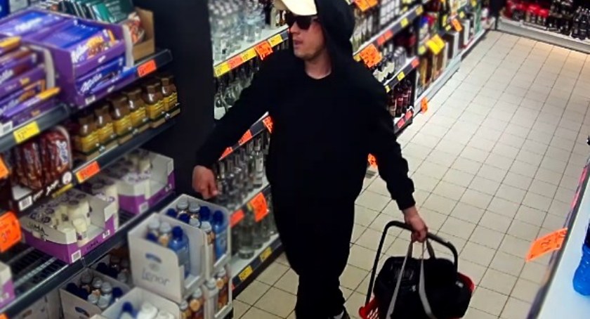 Ukradł alkohol za prawie 2 tysiące złotych. Szuka go policja [zdjęcia]