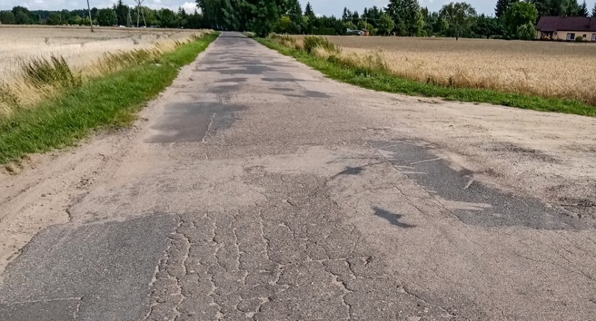 Skarżą się na stan dwóch ulic w Ciechanowie. Napisali petycję do prezydenta [zdjęcia]