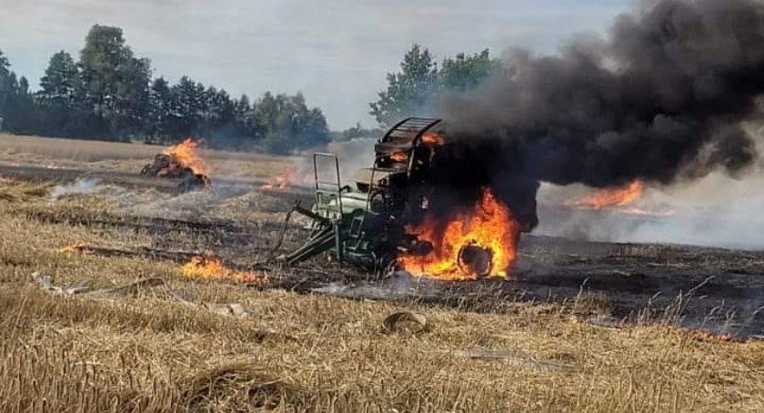 Pod Ciechanowem walczyli z pożarem [zdjęcia]