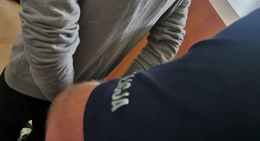 Ciechanowianin znęcał się nad matką. Złamał zakaz i wdarł się do jej domu