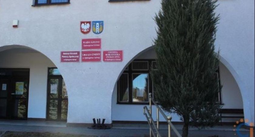 Ile zarobiły władze gminy Opinogóra Górna?