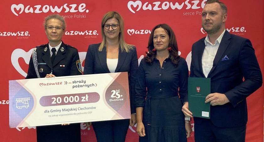 Umowy podpisane. Pieniądze dla OSP z powiatu ciechanowskiego