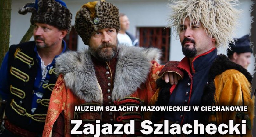 Przed nami Zajazd Szlachecki w Gołotczyźnie
