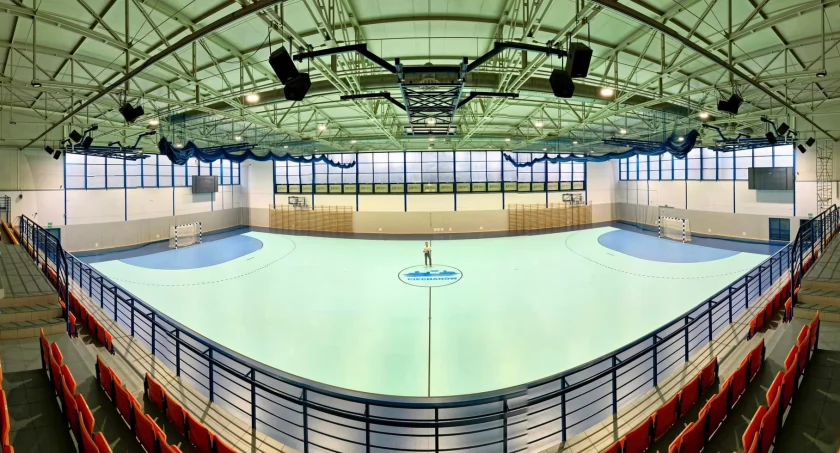 Ciechanowska hala sportowa z nową nawierzchnią za blisko 700 tysięcy złotych