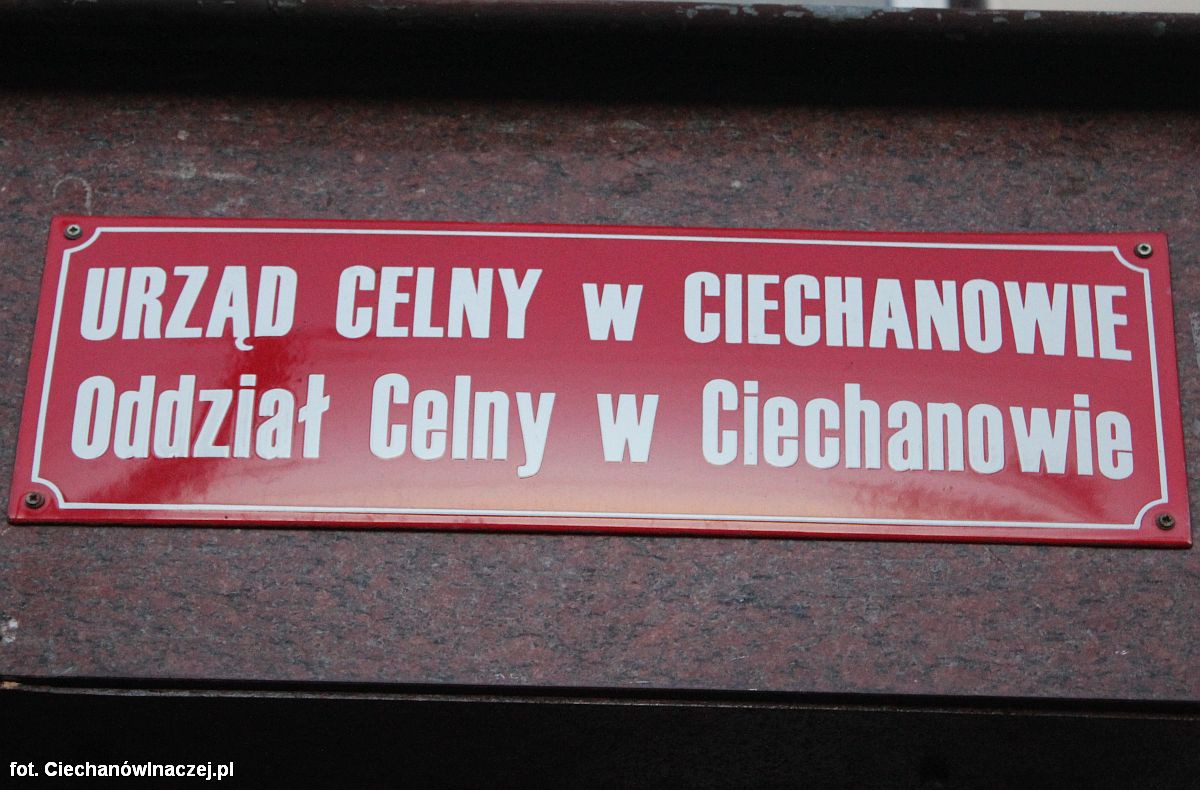 Ciechanowscy celnicy likwidują nielegalne automaty i ostrzegają: nie daj się wciągnąć w hazard!