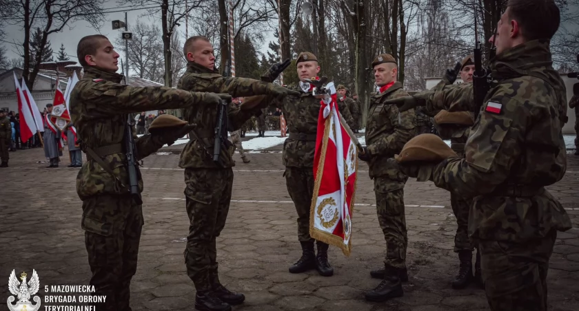 W ciechanowskich koszarach odbyła się przysięga wojskowa [zdjęcia]