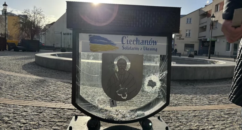 Ciechanowianin rozbił skarbonkę. Jest już w rękach policji
