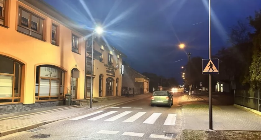 W Ciechanowie doświetlono kolejne przejścia dla pieszych