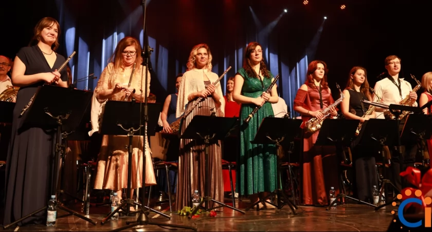 Dostali owacje na stojąco. Świetny koncert Orkiestry Dętej OSP w Ciechanowie [wideo/zdjęcia]