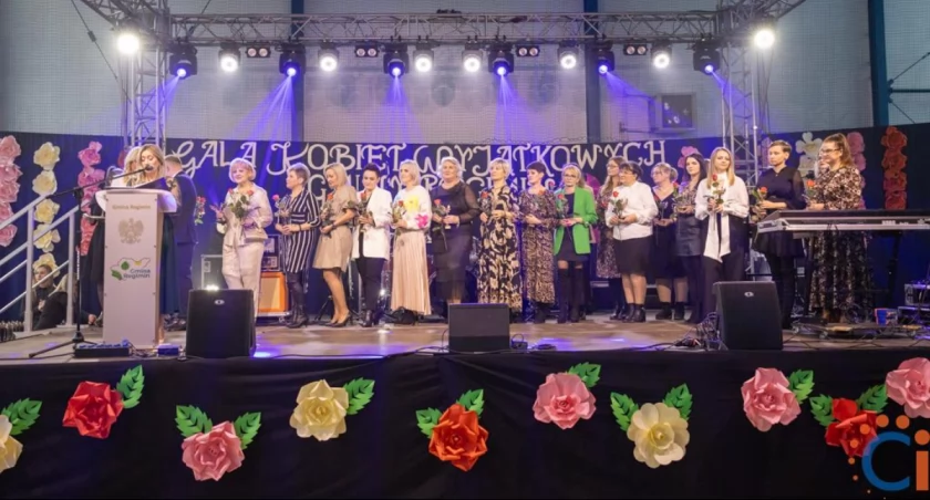 W Regiminie odbyła się Gala Kobiet Wyjątkowych [wideo/zdjęcia]