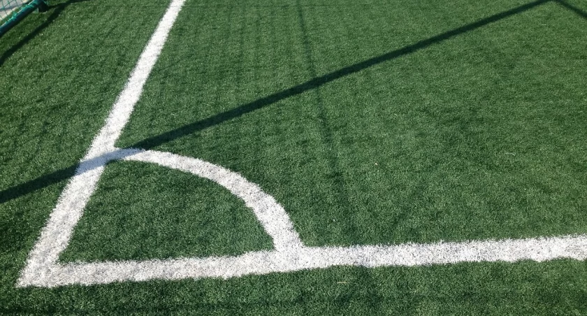Inwestycje w boiska, hale sportowe. Ponad milion złotych dla gmin z powiatu ciechanowskiego