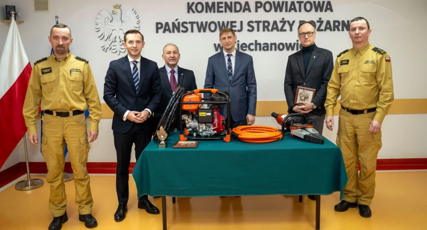 Nowy sprzęt dla straży pożarnej w Ciechanowie [zdjęcia]